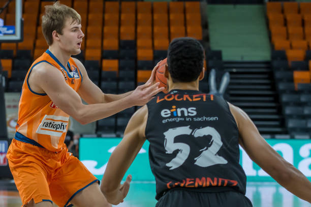 更容易成为 更容易成为