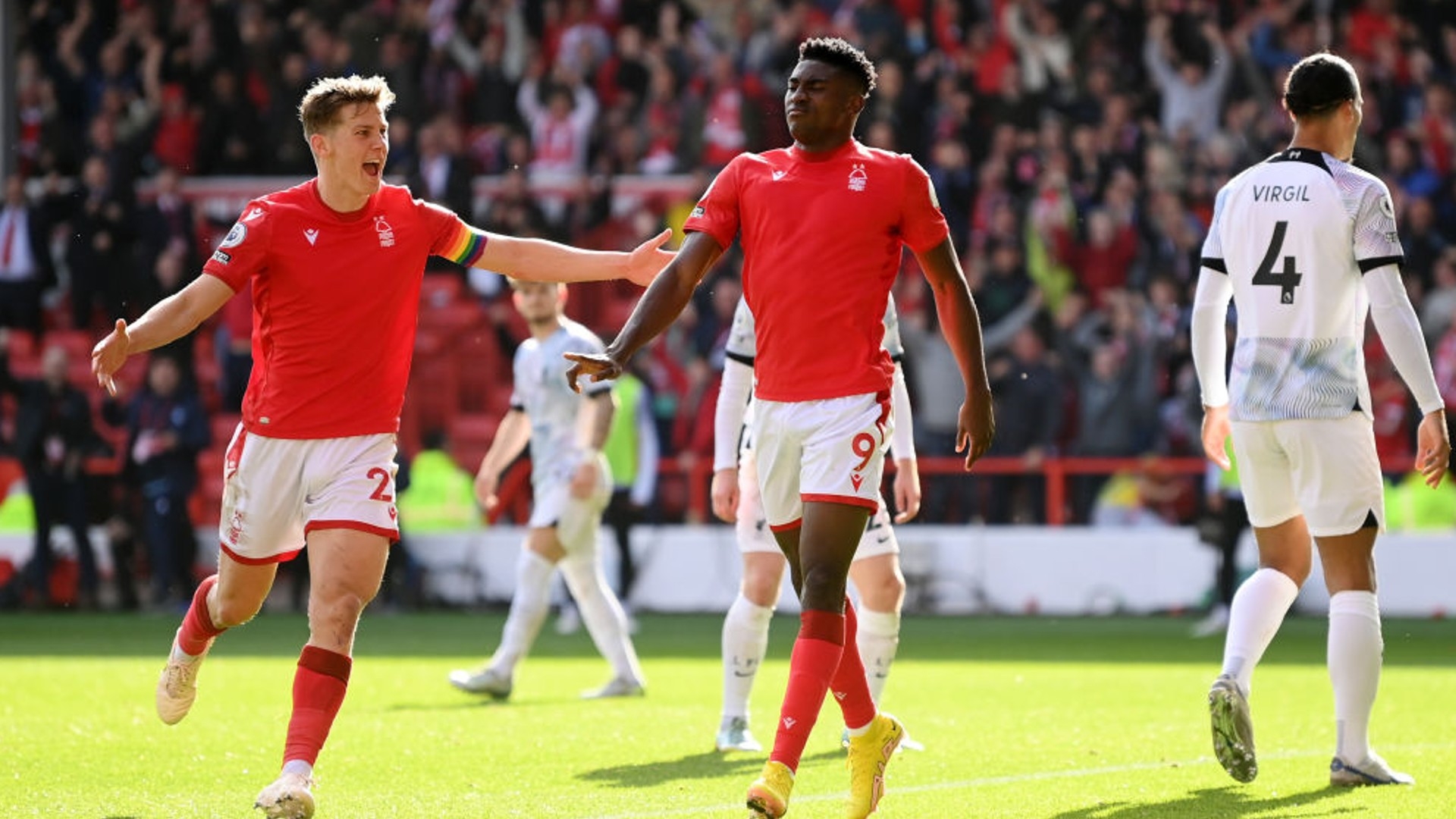 进攻空间被 进攻空间被